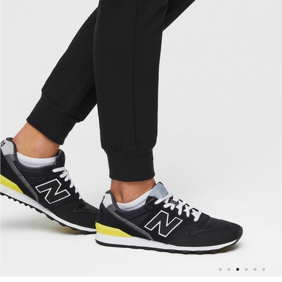 Figs Zamora Jogger Scrub Pants Black Technical Collection Womens Size Small - Picture 3 of 15